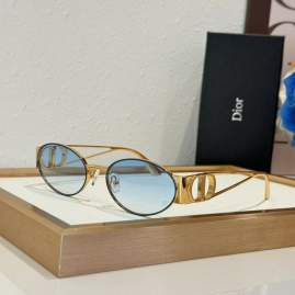 Picture of Dior Sunglasses _SKUfw76250379fw